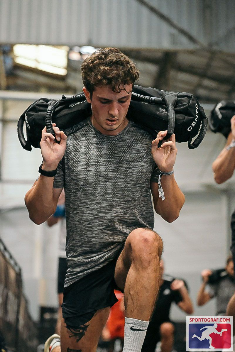 Quentin Chaverot Coach sportif à Lyon à réaliser plusieurs HYROX